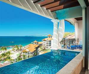 Sandals LaSource Grenada Infinity pool