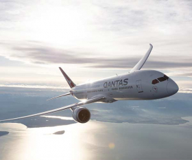 17-hour flight London to Australia with Qantas