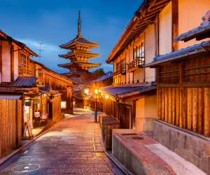 Empty Japanese temples early in the morning