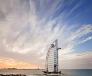 Burj_Al_Arab_-_Exterior_View-featured